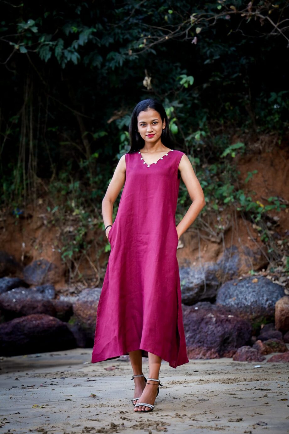 The "Berry Bliss" Linen Midi Dress