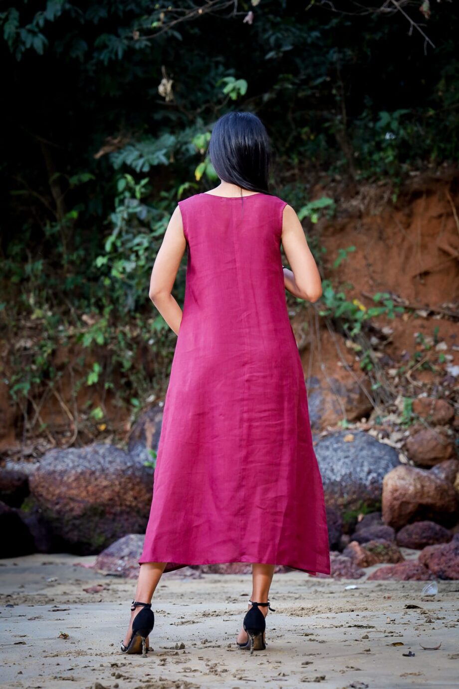 The "Berry Bliss" Linen Midi Dress